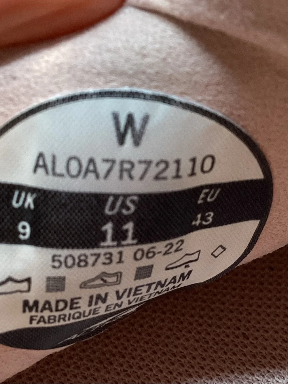 Altra Outroad women’s road to trail running shoes size 11